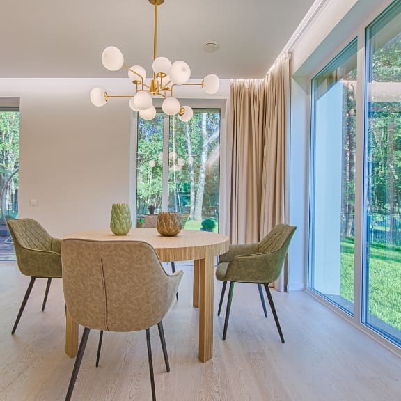 663017a323f8b6f4d1027a85